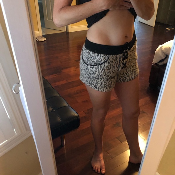 Leopard Print Shorts - Picture 8 of 9